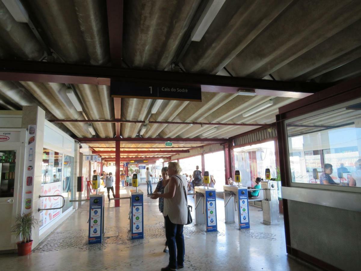 Tejo House River Lisbon アルマダ エクステリア 写真