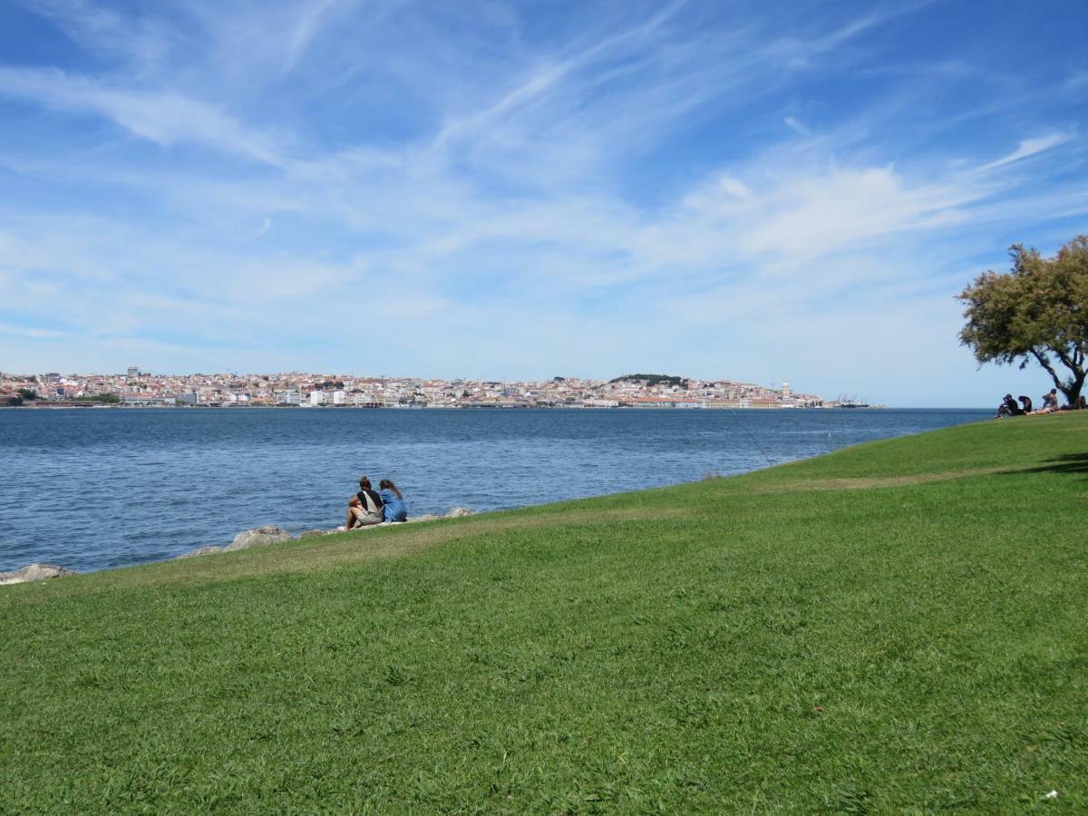 Tejo House River Lisbon アルマダ エクステリア 写真