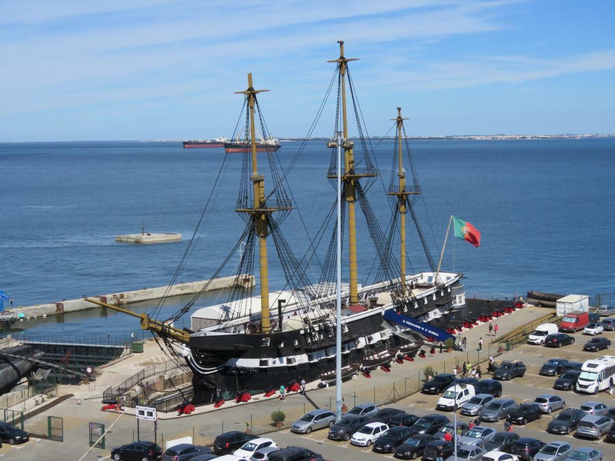 Tejo House River Lisbon アルマダ エクステリア 写真